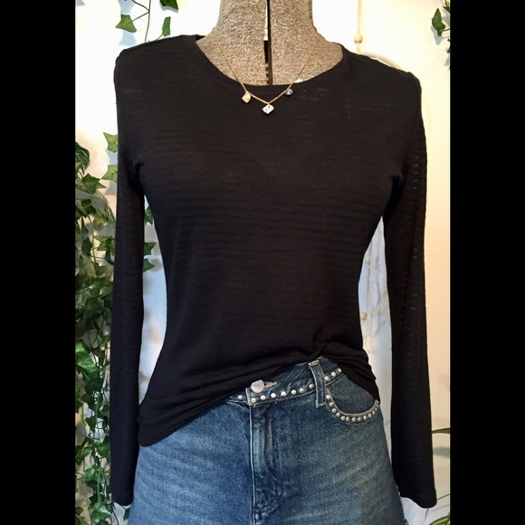 Dynamite jet black sheer striped top. - Picture 4 of 5